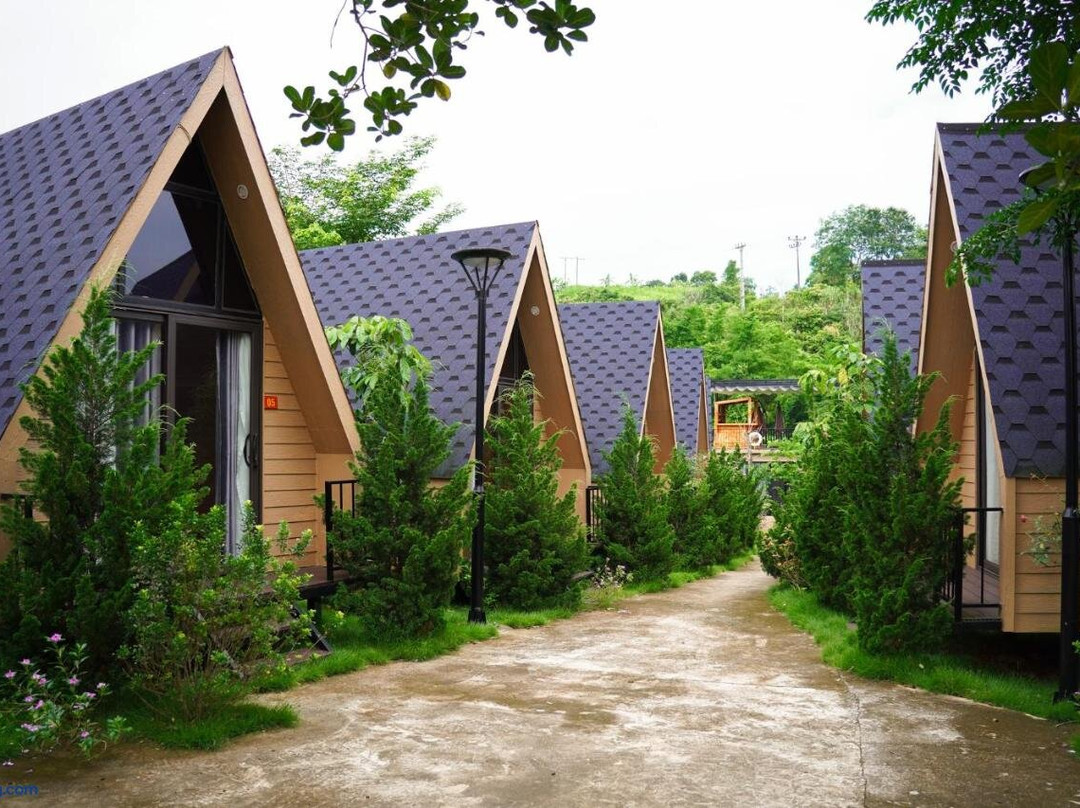 Cao Phong Glamping
