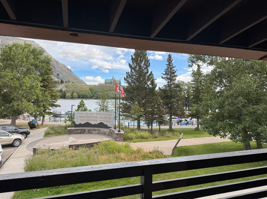 Bayshore Waterfront Inn主图