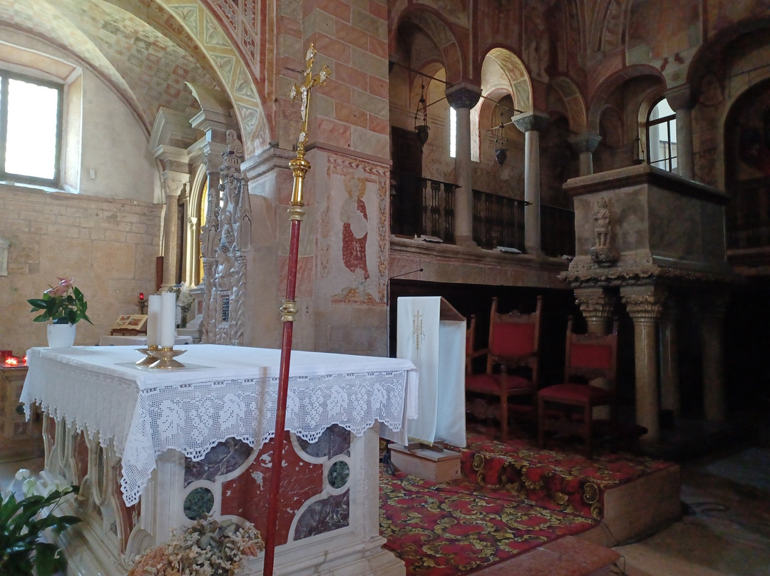 Santuario Santi Vittore e Corona-Feltre必去景点