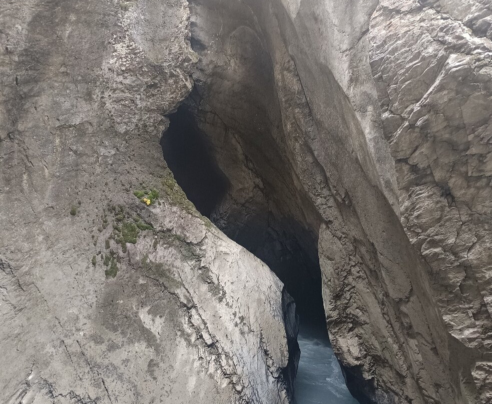 Trümmelbach-劳特布龙嫩必去景点