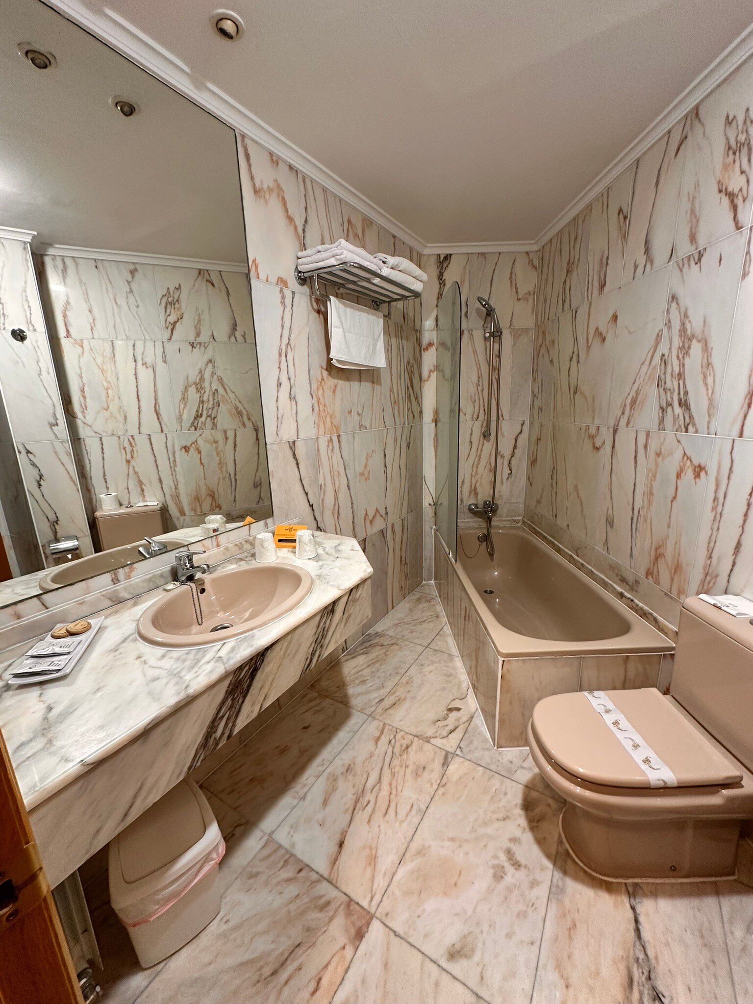Hotel Astures-官方