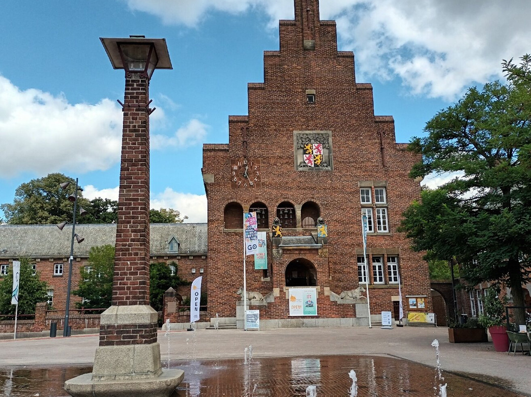 Stadhuis Waalwijk (1932)