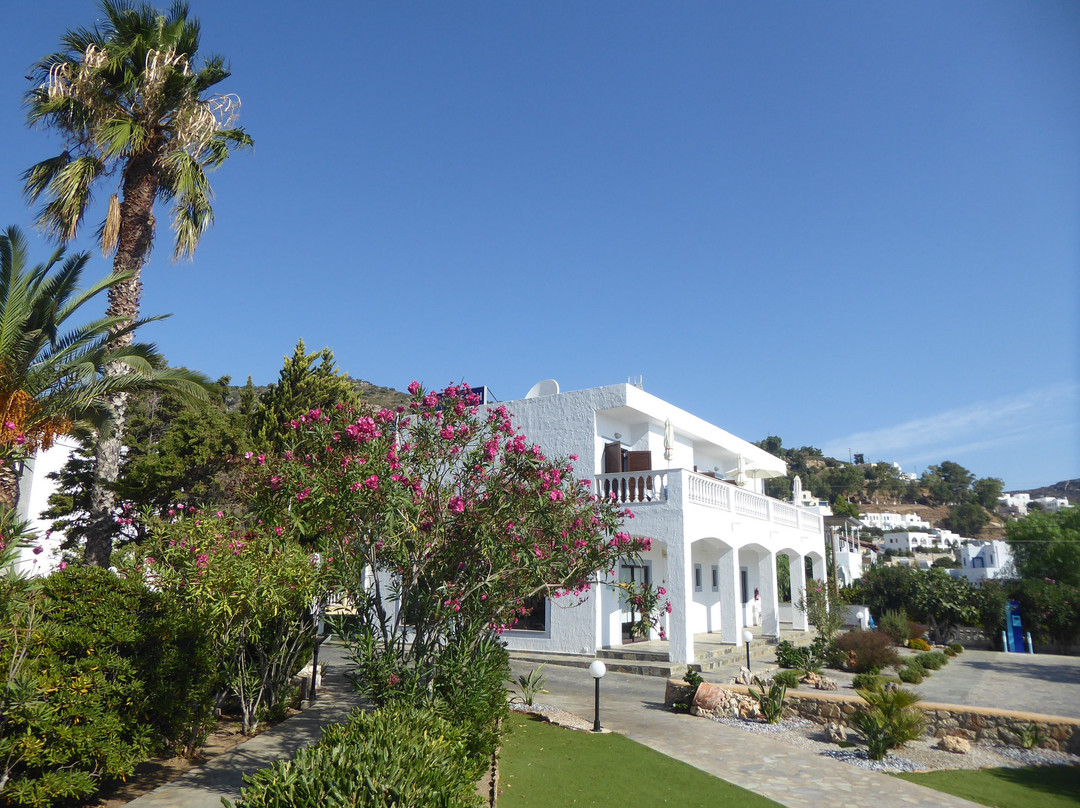 Tony's Beach Hotel主图