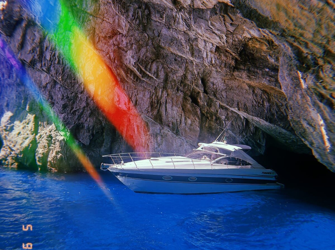 Cooperativa Marina della lobra-马萨卢布伦塞必去景点