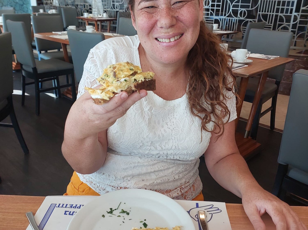 海法皇冠假日酒店主图