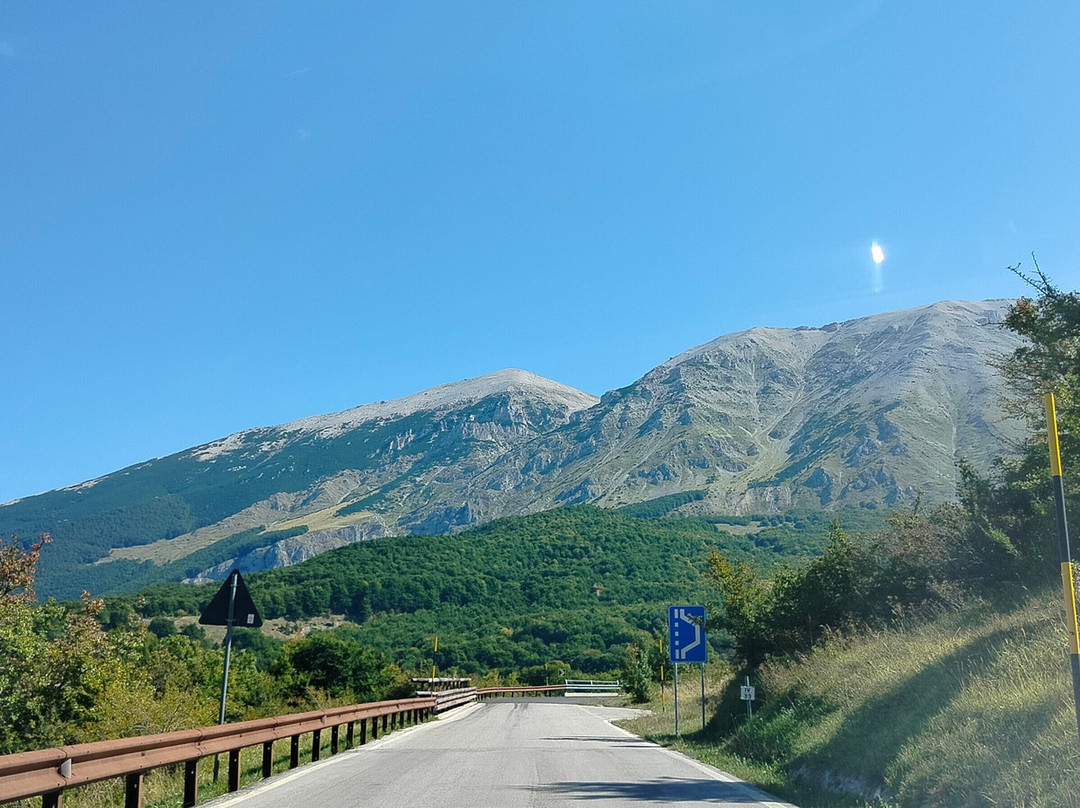 Riserva Naturale Lama Bianca-Roccacaramanico必去景点