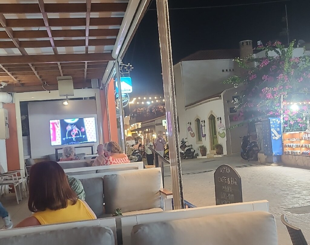 Astra Village & Suites主图