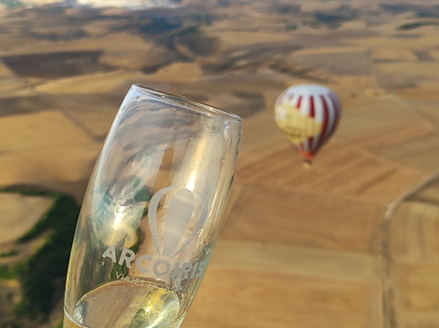 Globos Arcoiris-哈罗必去景点