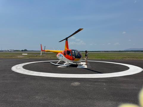 Zoom Helicopters-凯恩斯必去景点