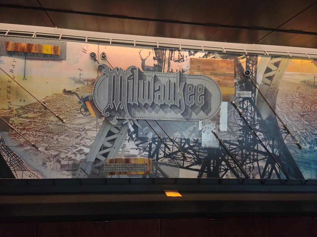 The Trade, Autograph Collection主图