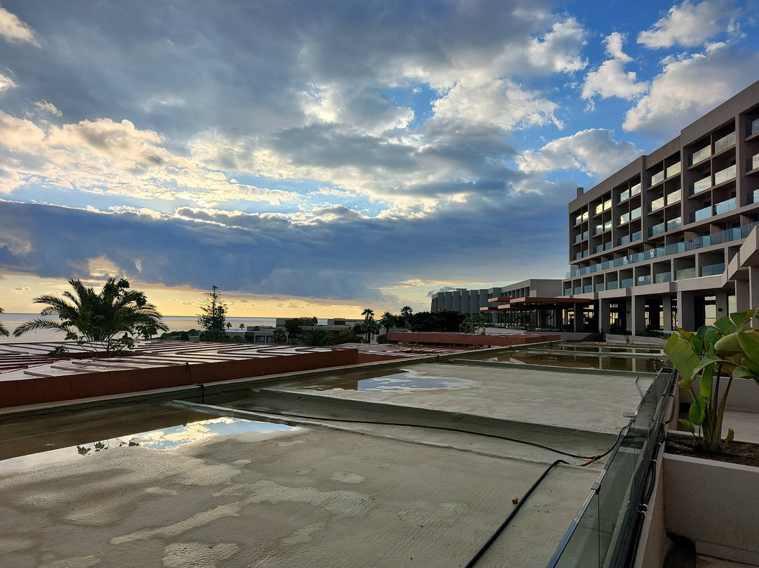 Helea Lifestyle Beach Resort主图