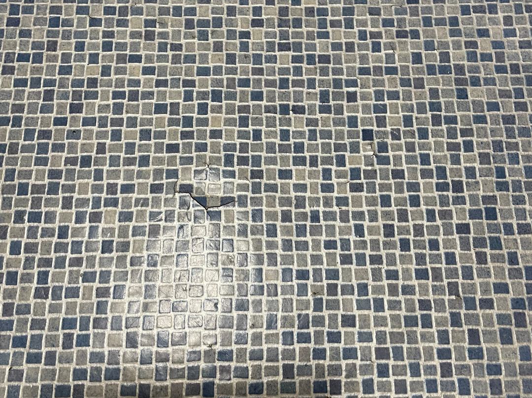 Dark Island Hotel主图