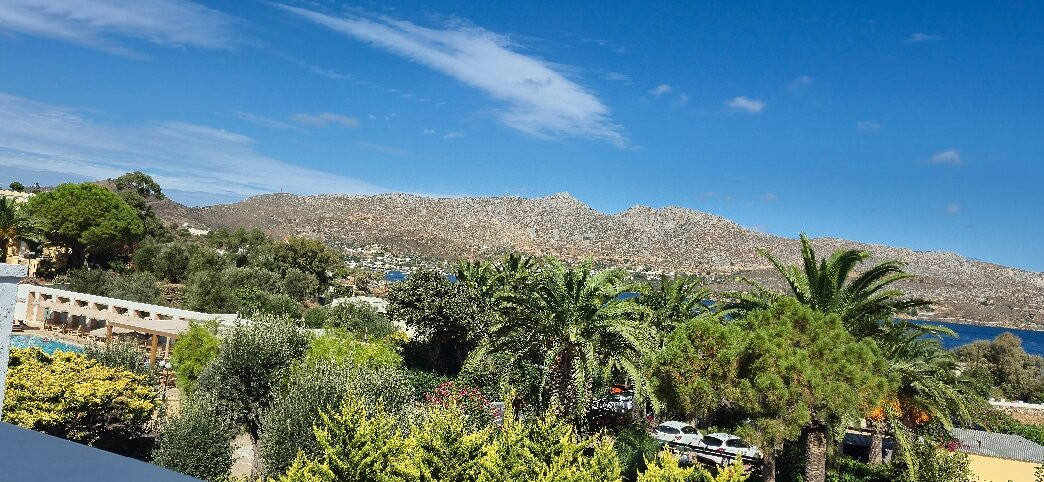 Crithoni's Paradise Hotel主图