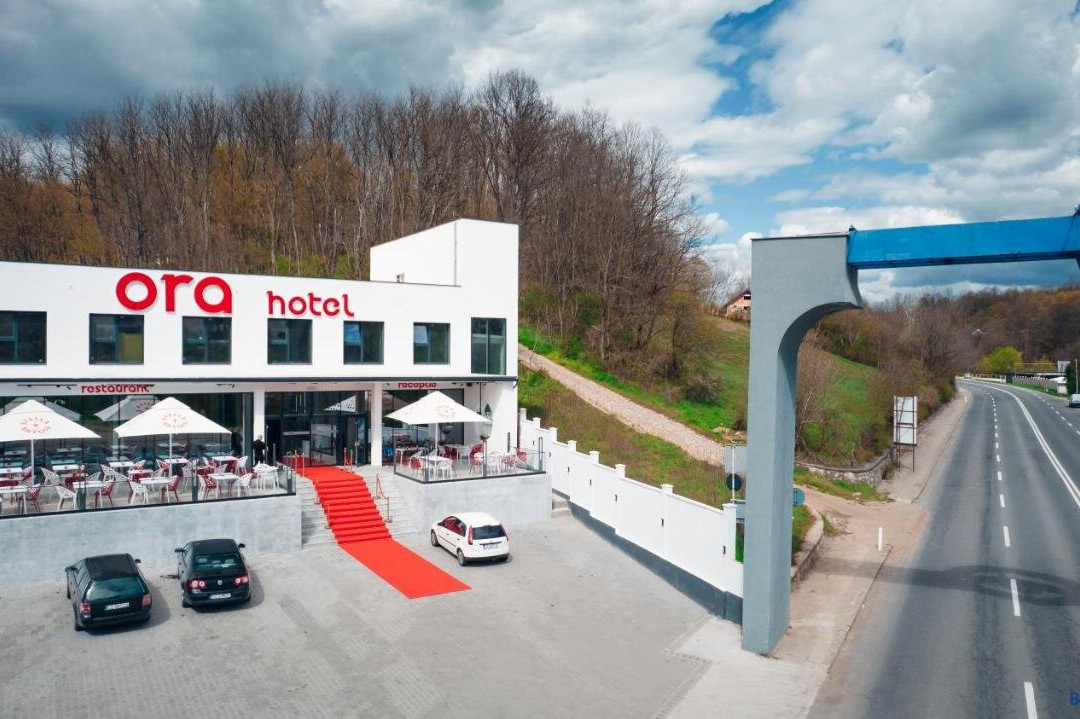 Ora Hotel