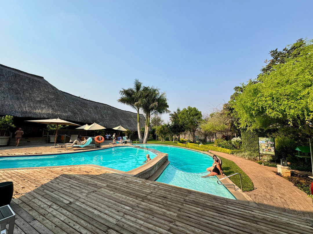 Explorers Village, Shearwater主图