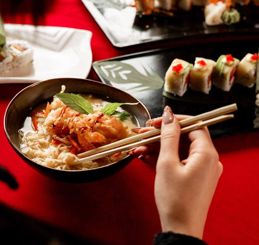 Roni's Sushi House