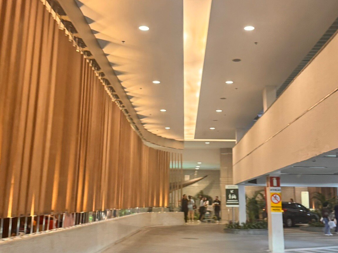 BH Shopping-贝洛哈里桑塔必去景点