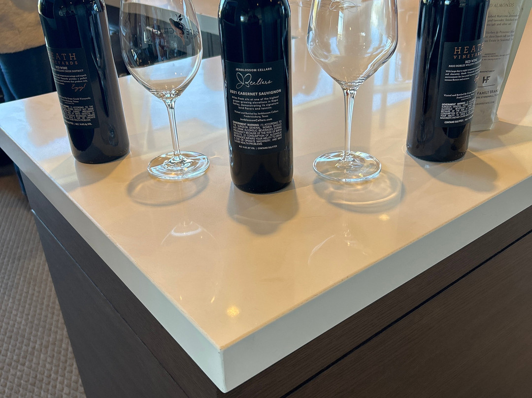 Heath Sparkling Wines Tasting Room-弗雷德里克斯堡必去景点