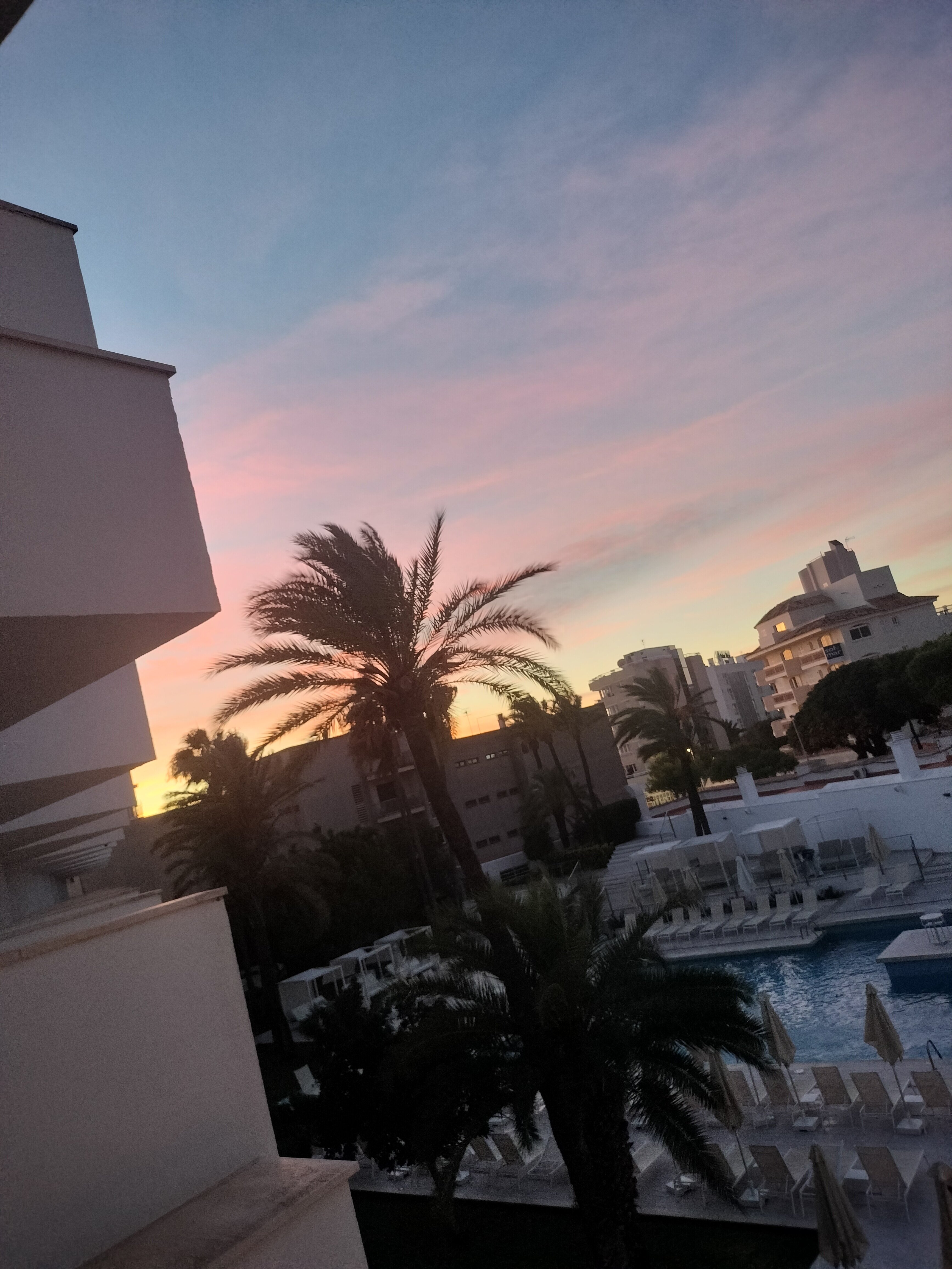 Globales Cala Bona-官方