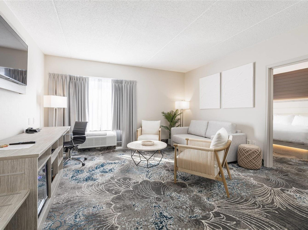 Oakfield Hotel & Suites, Ascend Hotel Collection