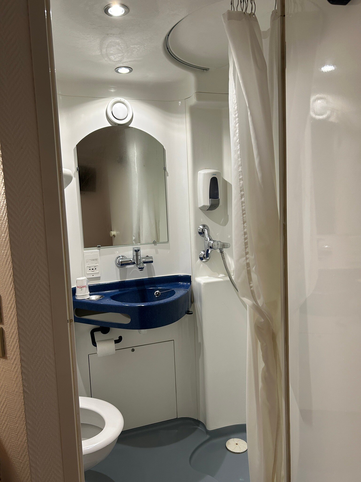 阿讷西法斯特酒店-官方