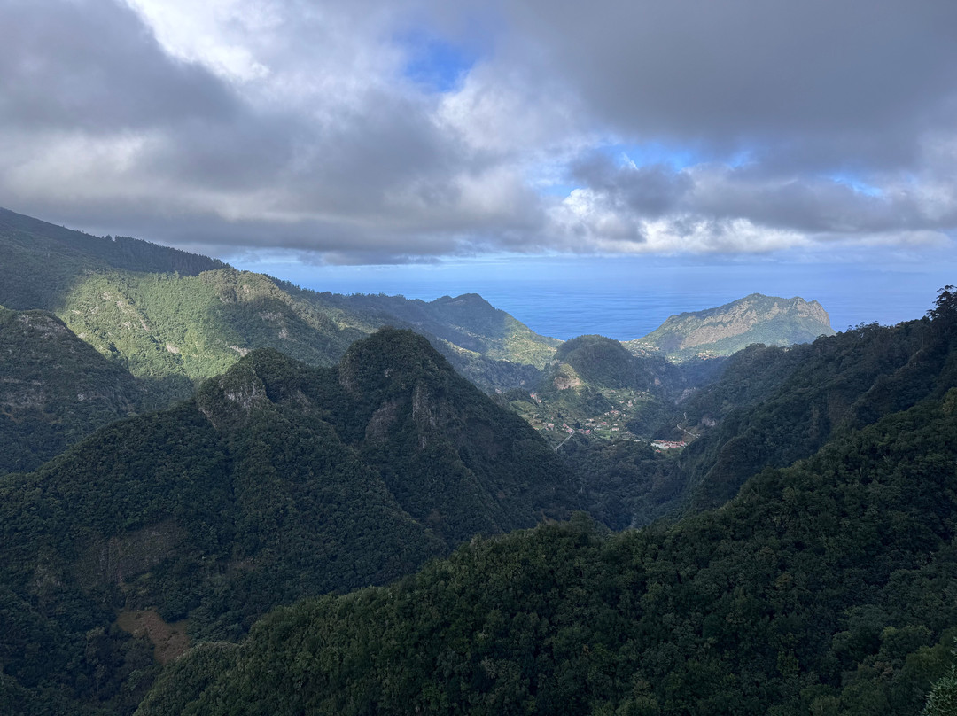 PR11 Vereda dos Balcões-Ribeiro Frio必去景点