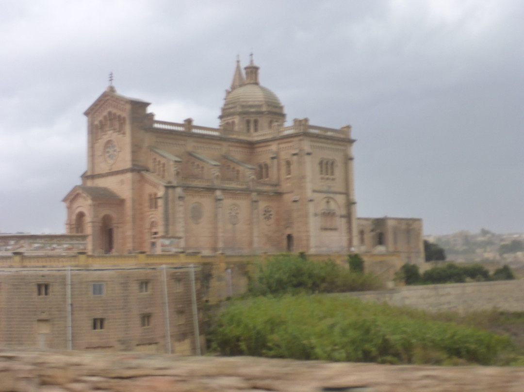 塔平努圣母教堂-Gharb必去景点