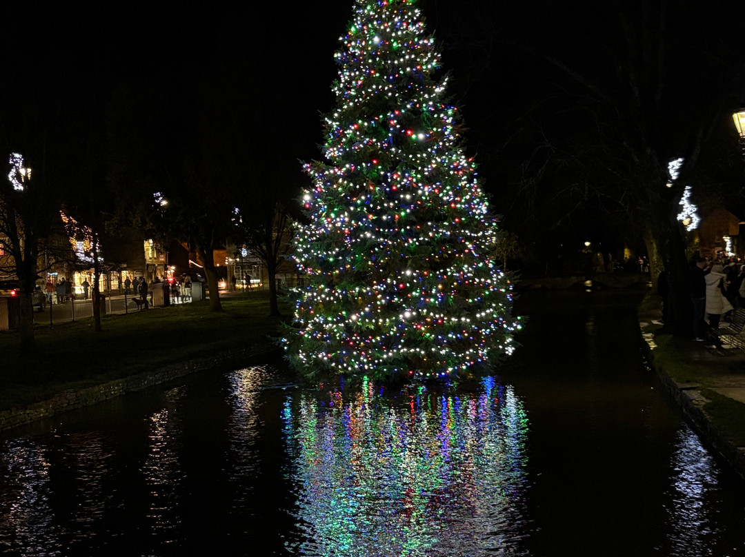 兰斯多恩别墅客房酒店主图
