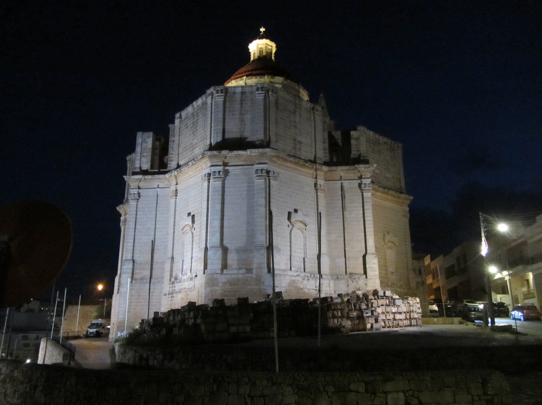 马里哈教区教堂-梅雷赫必去景点