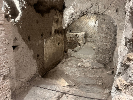 La Neapolis Sotterrata - Complesso Monumentale San Lorenzo Maggiore-那不勒斯必去景点