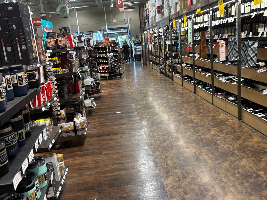 Total Wine Store At Boca Center-博卡拉顿必去景点