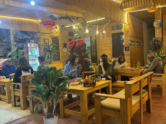 Husband's Brew &Plates- Restaurant- Coffee