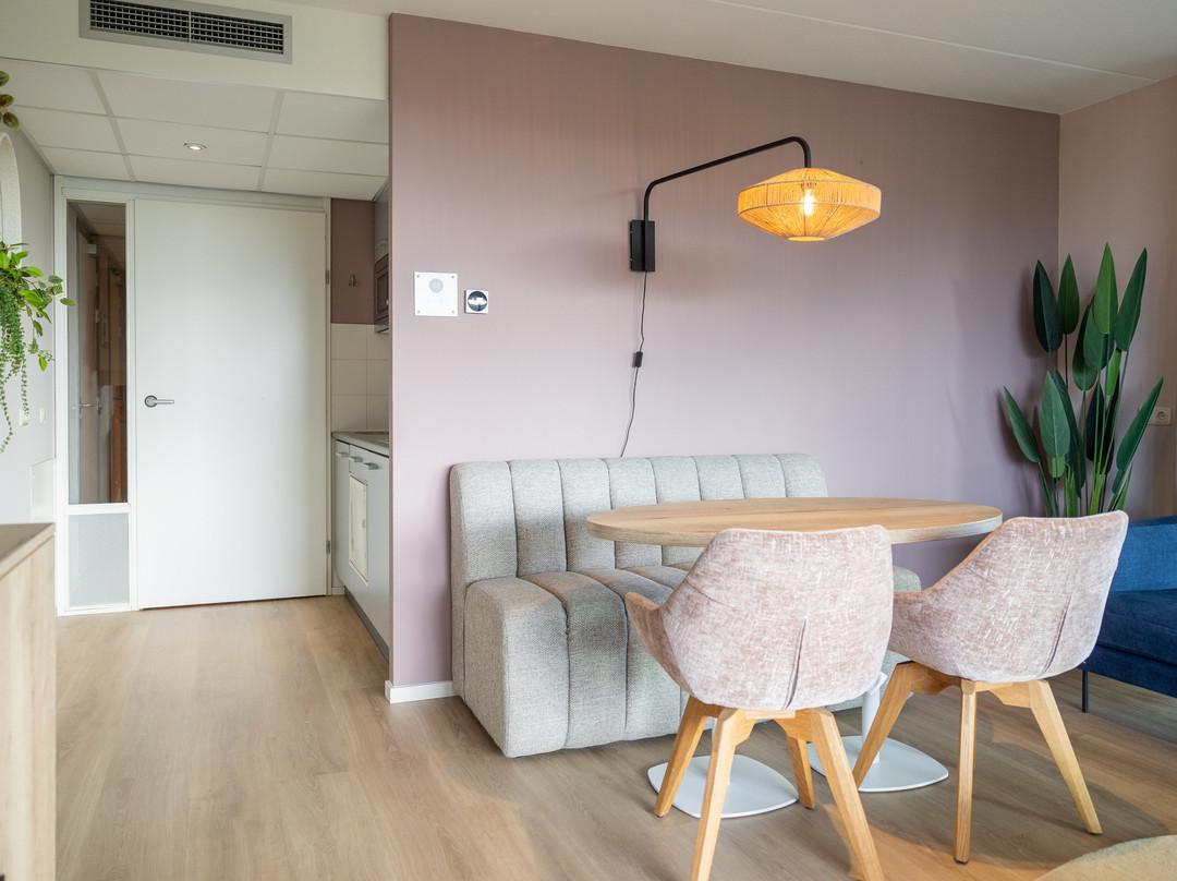 Strandhotel Buren Aan Zee主图