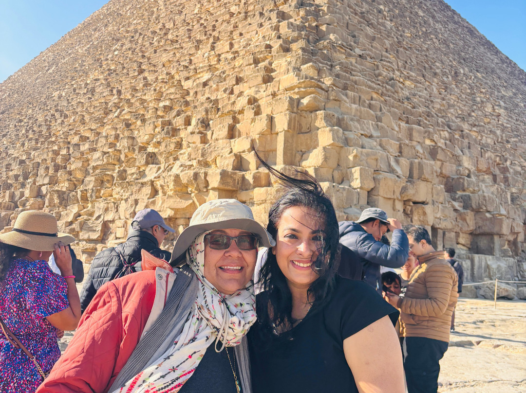 Amazing Cairo local guide - licensed Egyptologist specializing in tours, excursions and sightseeing around Cairo and surrounding areas-开罗必去景点