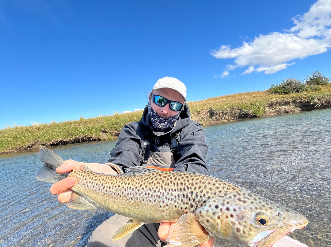 Mosquero Fly Fishing-纳塔莱斯港必去景点
