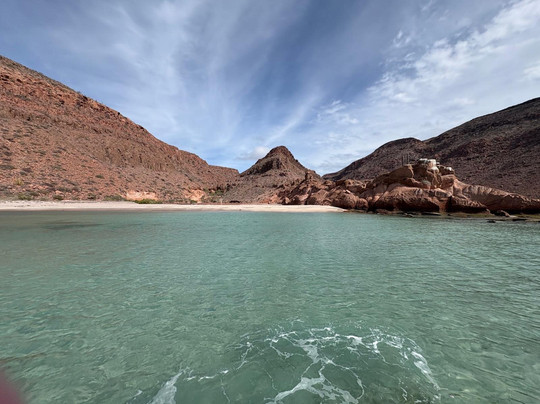 Cleos Vip Tours-拉巴斯必去景点