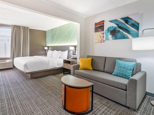 Stoughton酒店住宿-麦迪逊马格纳森大酒店