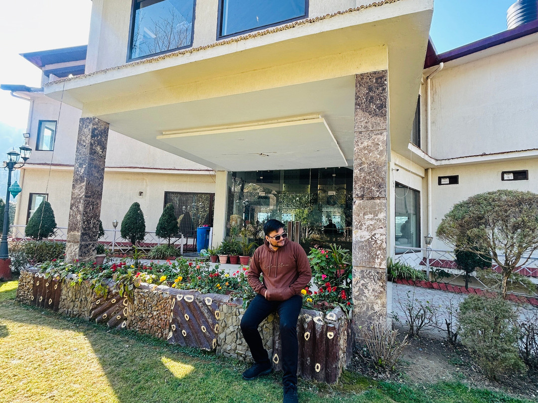 西姆拉天堂度假村主图