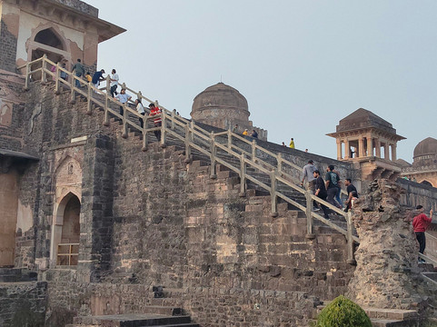 Ship Palace (Jahaz Mahal)-Mandu必去景点