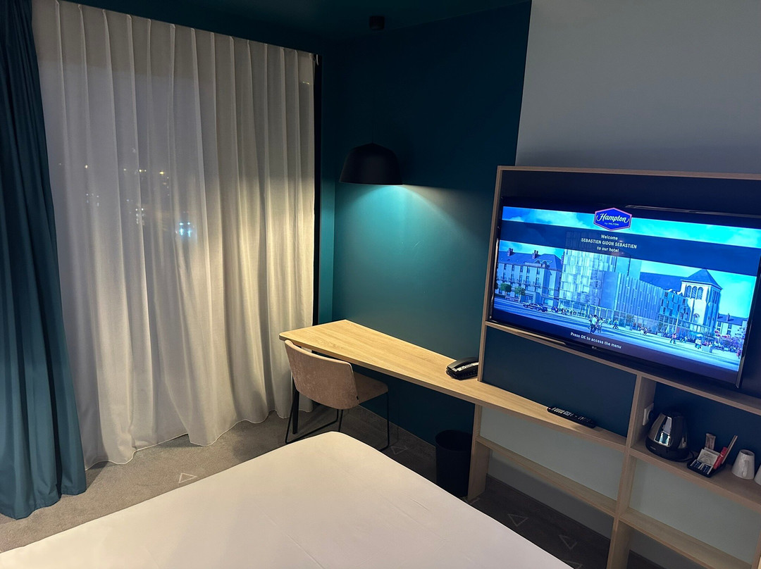 希尔顿花园图尔中心酒店主图