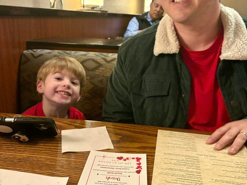 奥本假日酒店主图