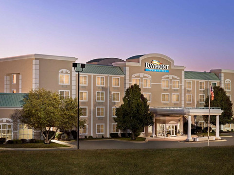 伦纳德堡-圣罗伯特呗盟套房酒店