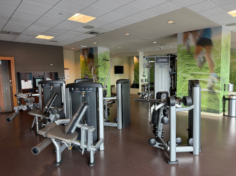 贝尔维尤威斯汀酒店主图