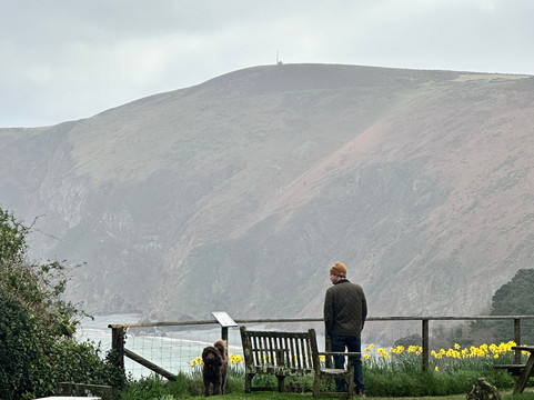 Parish Church Of St Mary The Virgin-林顿必去景点