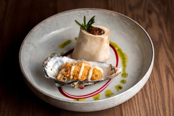 另一个地方，马赫里-餐饮