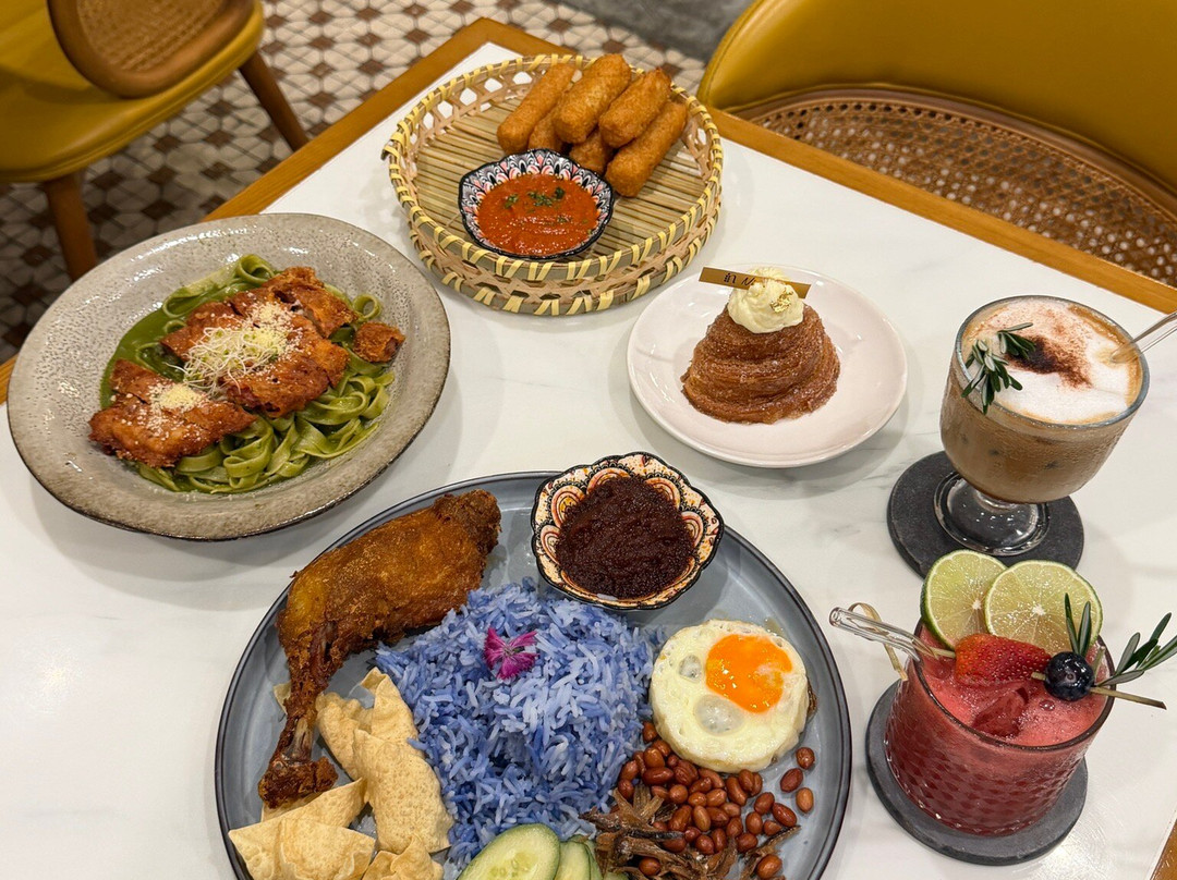 Nimmies Pastry Cafe