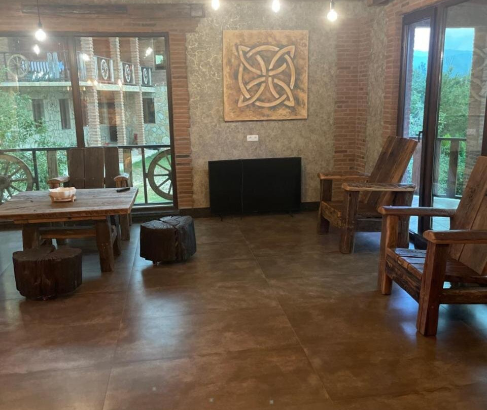 Guest House And Cellar Mamuli