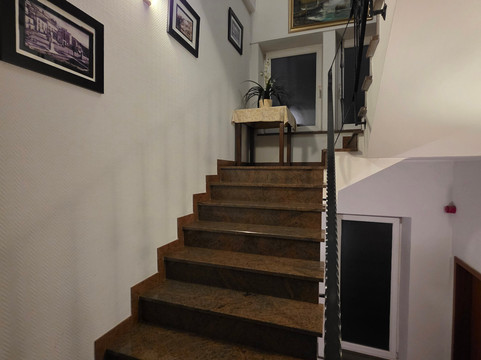 嘎基丽欧蒂主图