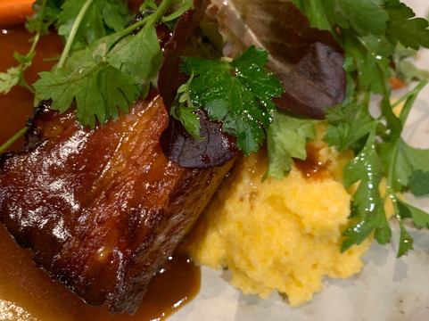 Colisee-鲁贝必去景点