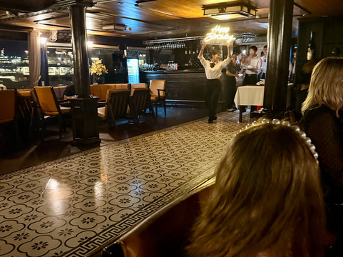 Victory Star Cruise-下龙湾必去景点